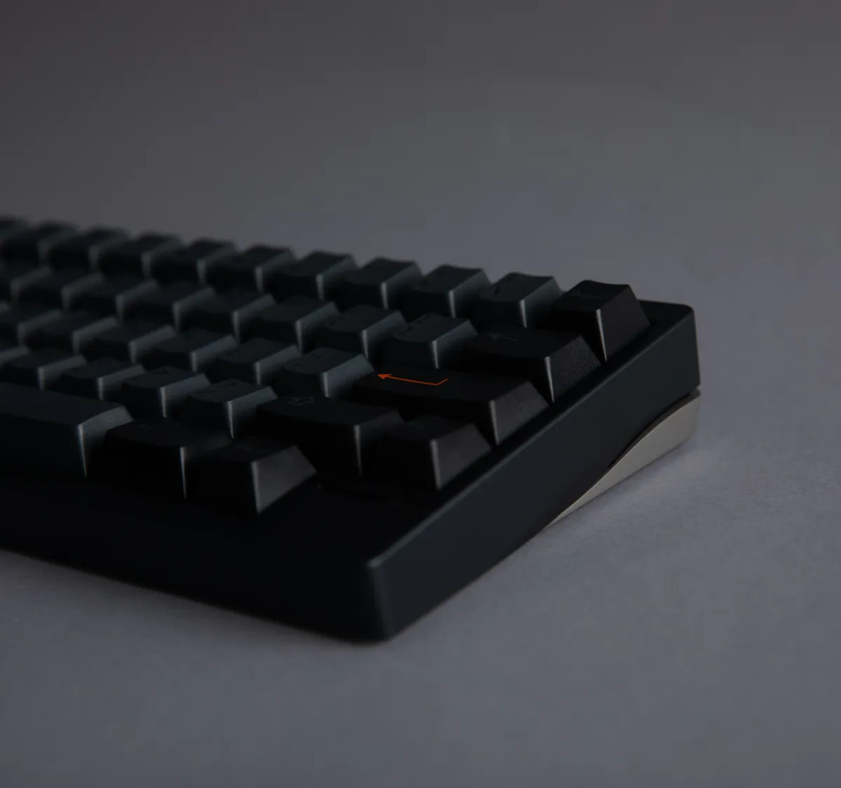 LILY60